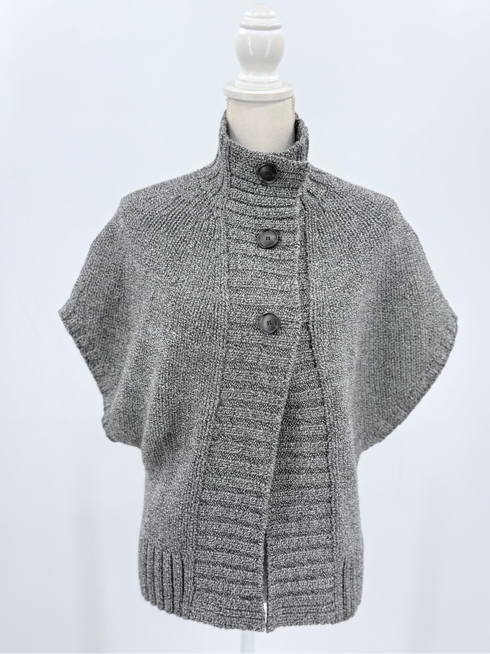 Theory Sz M Gray Marled 100% Wool Cape Cardigan Chunky Knit Button Collar Scandi